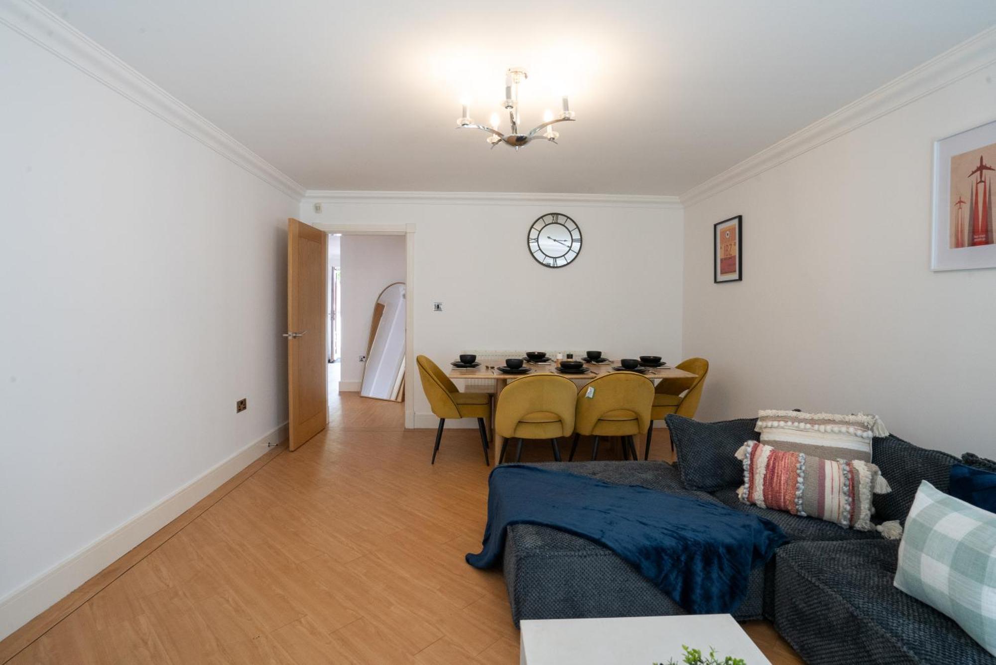Emirates House, Luxe 5 Bed, With King Sized Beds, Next To Aiport & Nec, Jlr 5 Mins Villa Marston Green Kültér fotó